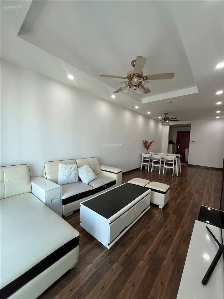 Rẻ nhất goldmark city  giá công khai 6,75 tỷ  2 phòng ngủ 83m2