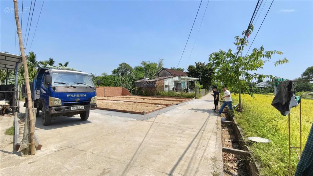 Cực hiếm 3 lô liền kề gần chợ phong thử  4xx triệu