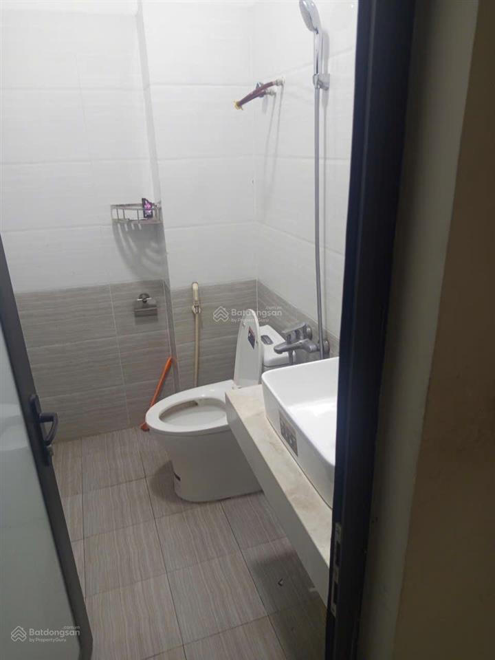 Chính chủ bán nhà 36,5m2 5 tầng đường oto qua ngõ 896 nguyễn khoái, vĩnh hưng, 7tỷ8  0858 225 ***