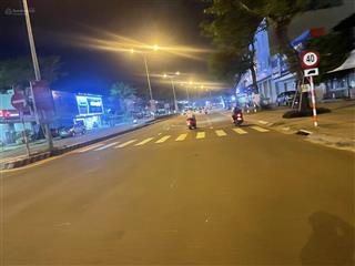 Bán đất tại võ chí công, 26 tỷ, 280m2, giá cực chất