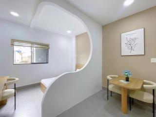 Cho thuê chung cư mini 1 phòng ngủ, rộng hơn 30m2  tiện di chuyển đi quận 1