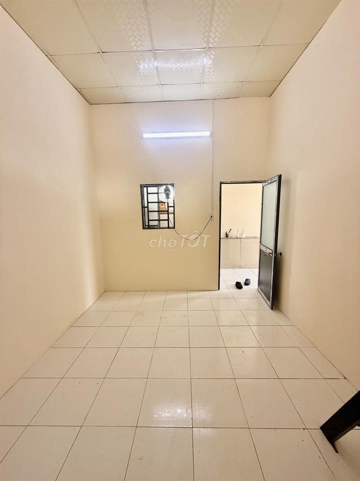 PHÒNG MINI CÓ GÁC 20M² – WC RIÊNG – GIÁ 2,2TR – BÌNH TÂN
