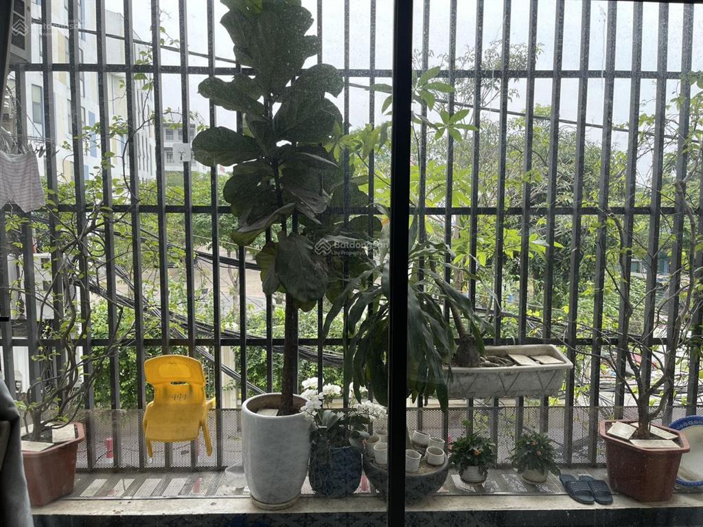 Cho thuê nhà nguyên căn ngõ rộng ô tô đỗ cửa phố khương hạ