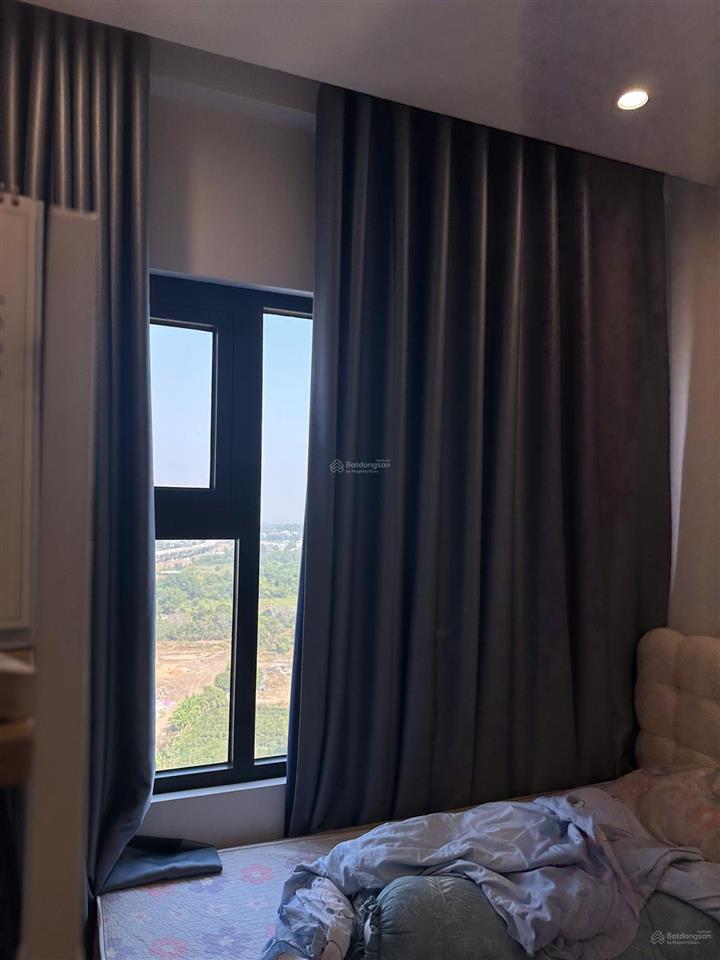 Bán căn góc bs15 tầng 18  2pn+ 69m², có sổ đỏ, đang cho thuê  giá 4 tỷ