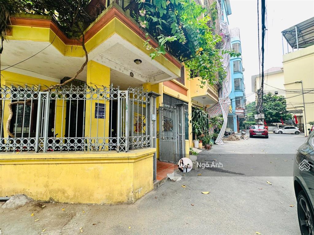 21.5tỷ nhà lô góc hoàng quốc việt, cầu giấy 55m2 x 4t x mt 15m 2 ô tô tránh, ngõ thông kinh doanh