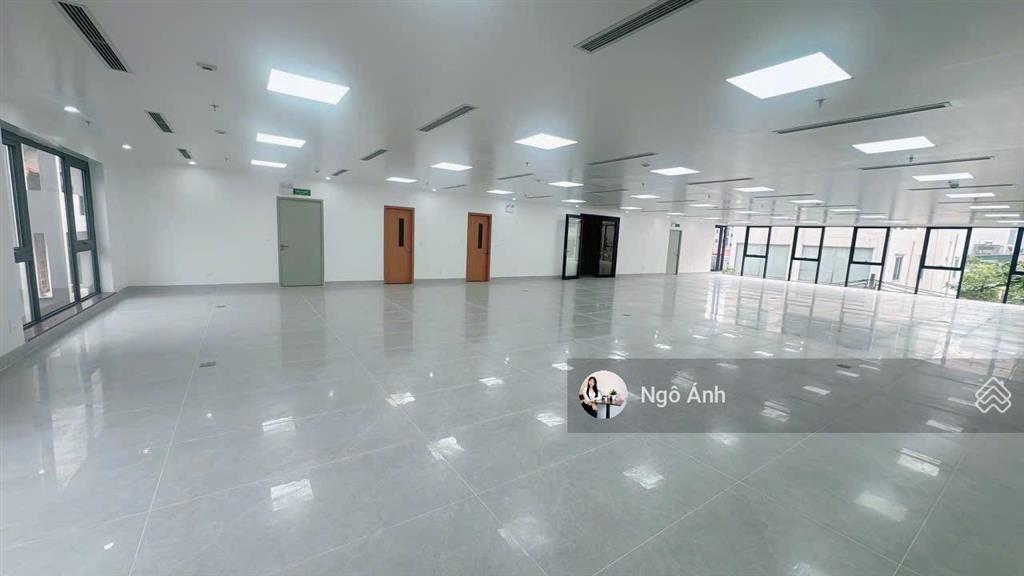 255tỷ toà văn phòng mặt phố phú gia tây hồ, 350m2 x 9t x mt 15m thông sàn 2 thang máy nhập