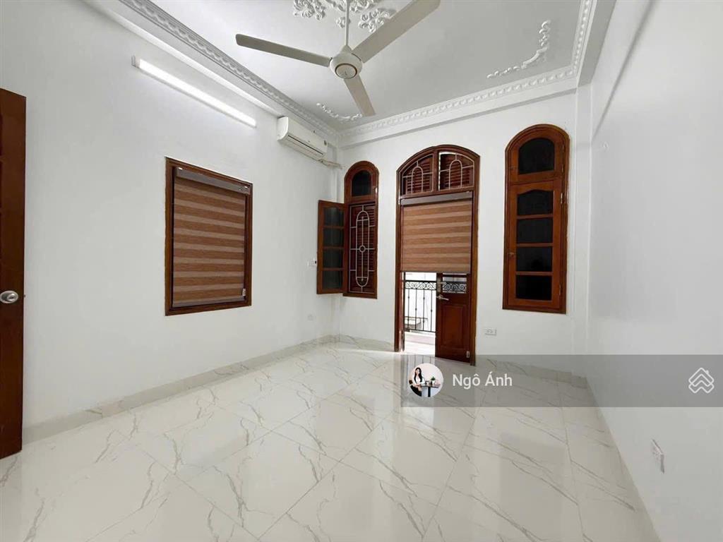 13.8 tỷ phân lô xuân thuỷ cầu giấy 45m2 x 5t x mt 4m mặt ngõ kinh doanh, lô góc 3 thoáng