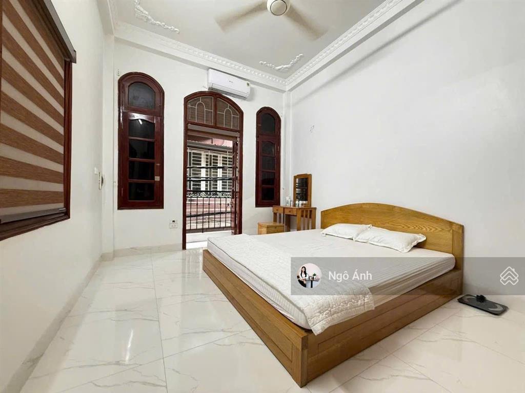 13.8 tỷ phân lô xuân thuỷ cầu giấy 45m2 x 5t x mt 4m mặt ngõ kinh doanh, lô góc 3 thoáng