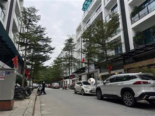 25.5 tỷ phân lô phố duy tân cầu giấy 55m2 x 5t x mt 5m vỉa hè ô tô tránh kinh doanh, nội thất đẹp