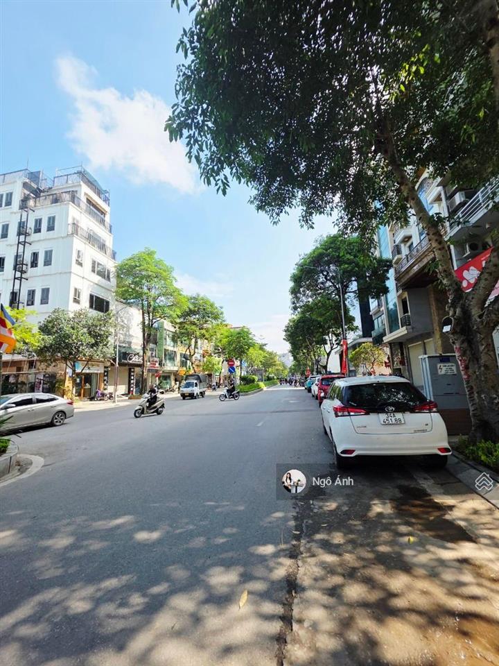 Siêu phẩm tây hồ  95m2  5 tầng  ngõ ô tô thông  kinh doanh  văn phòng  30m ra hồ tây
