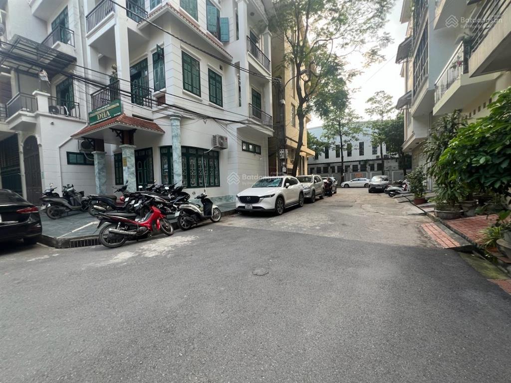 Bán nhà kđt mới đại kim dt 65m2  lô góc phân lô nguyễn cảnh dị  ôtô tránh  vỉa hè  kinh doanh