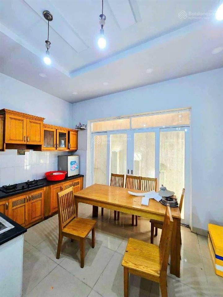 Cách nguyễn duy trinh chỉ vài bước chân, hẻm xe hơi tránh nhau, nhà xây kiên cố 4 tầng, chỉ 8,3 tỷ