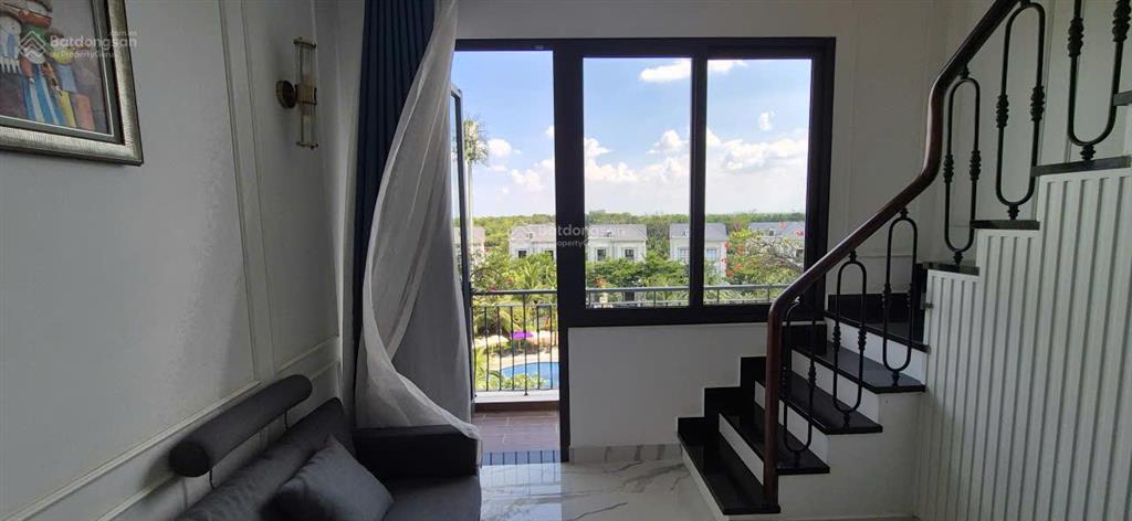 Bán nhà 6 tầng có thang máy nội thất cao cấp  khu vinhomes quận 9  dt đất 144m2  giá 34 tỷ