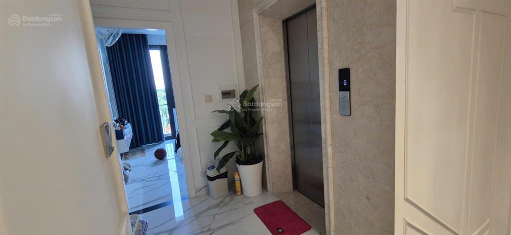 Bán nhà 6 tầng có thang máy nội thất cao cấp  khu vinhomes quận 9  dt đất 144m2  giá 34 tỷ