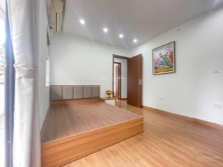 Chính chủ cho thuê flc landmark lê đức thọ, dt 159m,3pn, đồ cơ bản giá 15 tr/th, 0983 816 ***