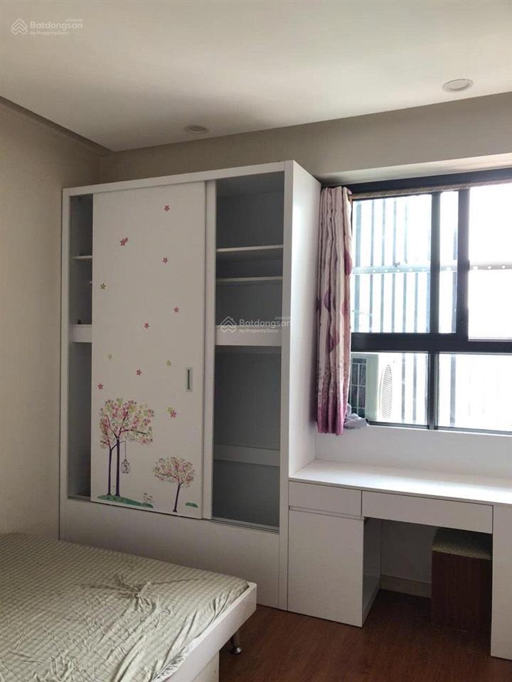 Chính chủ cần bán căn hộ tòa b mặt phố hàm nghi , 77m,3pn,2 vs, giá 6,1 tỷ, ms lan 0983 816 ***