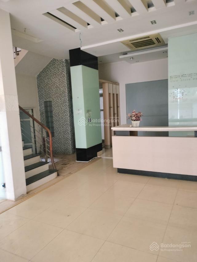 Cho thuê gấp biệt thự phố bùi xuân phái, 200m, x 4 tầng, giá chỉ 36 tr/th,  0983 816 ***
