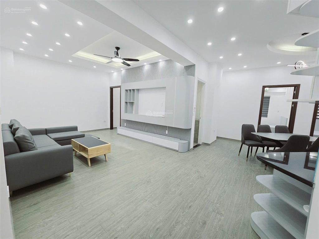 Cho thuê gấp biệt thự phố bùi xuân phái, 200m, x 4 tầng, giá chỉ 36 tr/th,  0983 816 ***