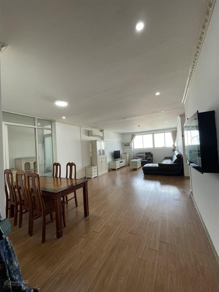 Chính chủ cho thuê flc landmark lê đức thọ, dt 124m, 2pn, 2 vs, đồ cb giá 12 tr/th,  0983 816 ***