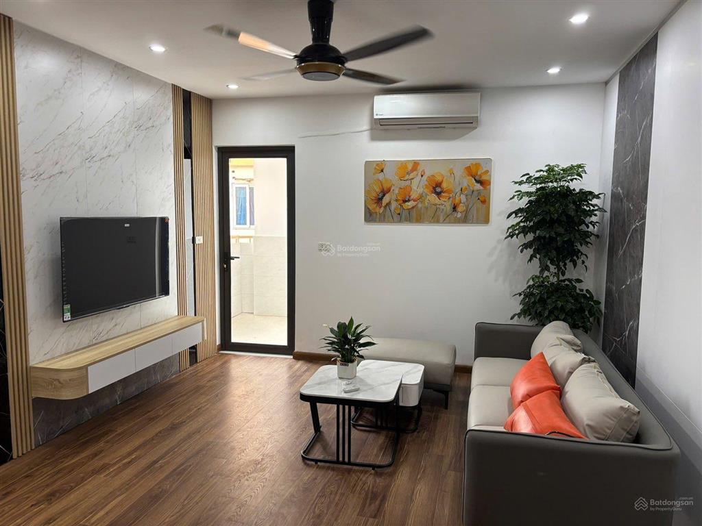 Chính chủ cho thuê căn hộ tòa c nguyễn cơ thạch, dt 110m², 3pn, 2 vs, full đồ đẹp,  0983 816 ***