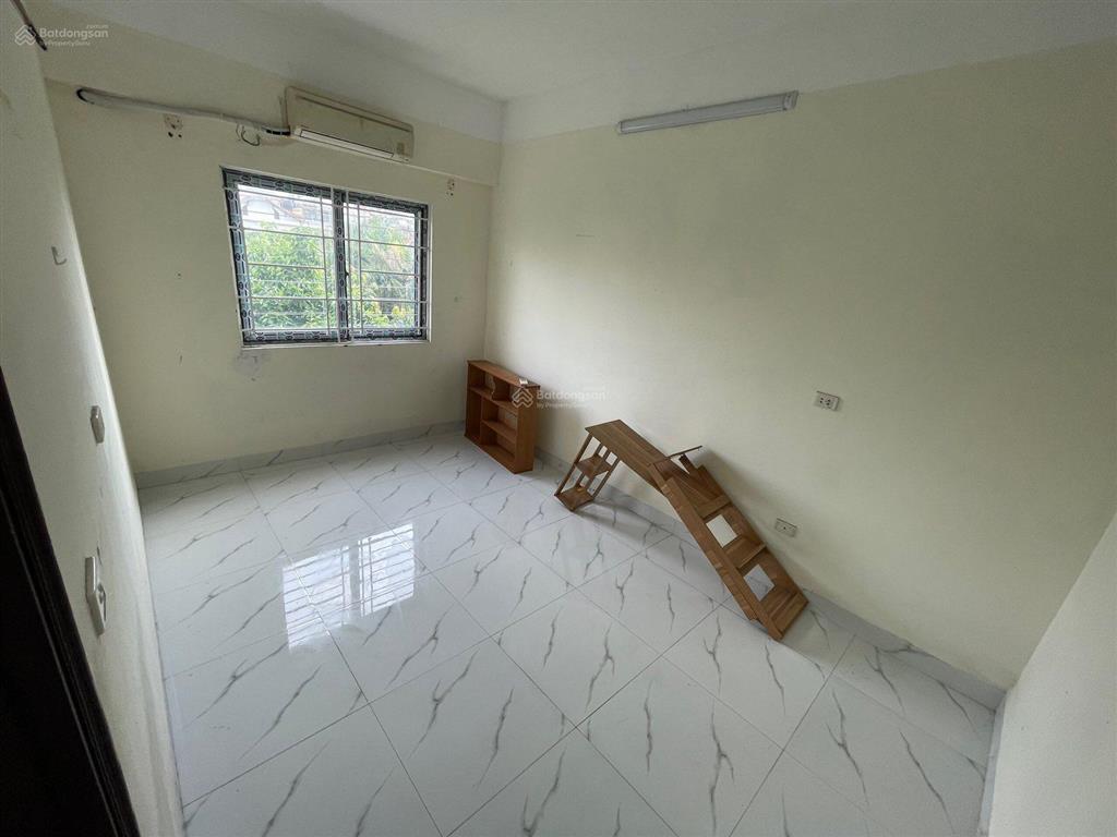 Cho thuê căn hộ ct1a hàm nghi, dự án hud, dt 145m, 3pn, 2 vs, đồ cơ bản gắn tường, giá 13 tr/th