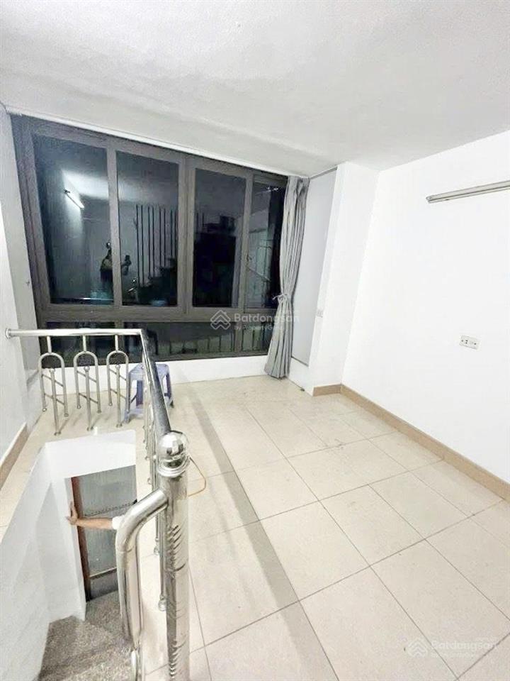 Nhỉnh 3 tỷ nhà đẹp sài đồng gần ô tô, mặt ngõ thông, ở ngay, gần kđt sài đồng, vinhomes riveside