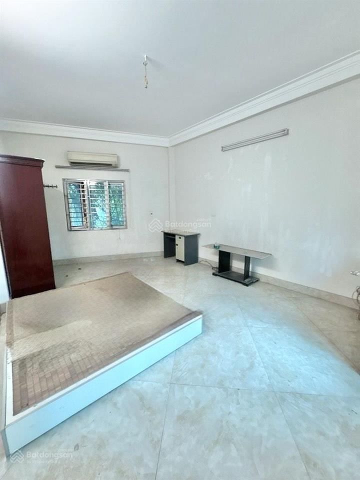 Bán đất tặng nhà 4 tầng mặt phố kinh doanh siêu hiếm 2 mặt đường tại việt hưng  hà nội