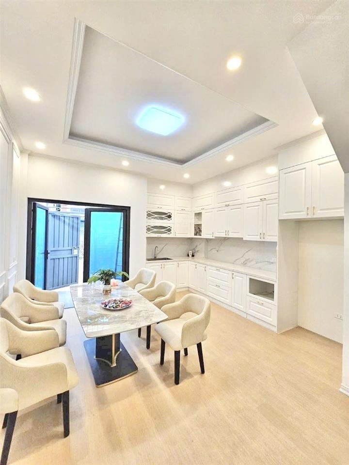 Giảm chào 1.5 tỷ nhà 4 tầng mới tại thạch bàn, dt 68m2, 2 mặt ngõ, ô tô, gần aeon, cầu vĩnh tuy