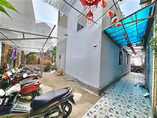 Nhỉnh 4 tỷ có ngay lô đất đẹp phúc lợi, long biên, dt 34m gần trường học các cấp, chợ, vinhomes