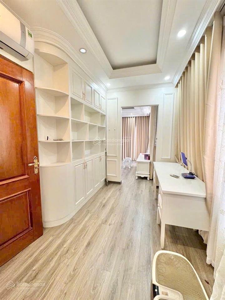 Siêu phẩm sài đồng 70m, 5 tầng, lô góc 3 thoáng, ô tô thông các ngả, kinh doanh đỉnh, full nội thất