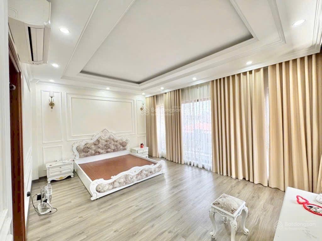 Siêu phẩm sài đồng 70m, 5 tầng, lô góc 3 thoáng, ô tô thông các ngả, kinh doanh đỉnh, full nội thất