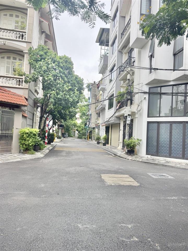Nếu chỉ được chọn 1 yếu tố khi mua nhà vị trí, đường ô tô hay tiềm năng tăng giá? căn này có cả 3!