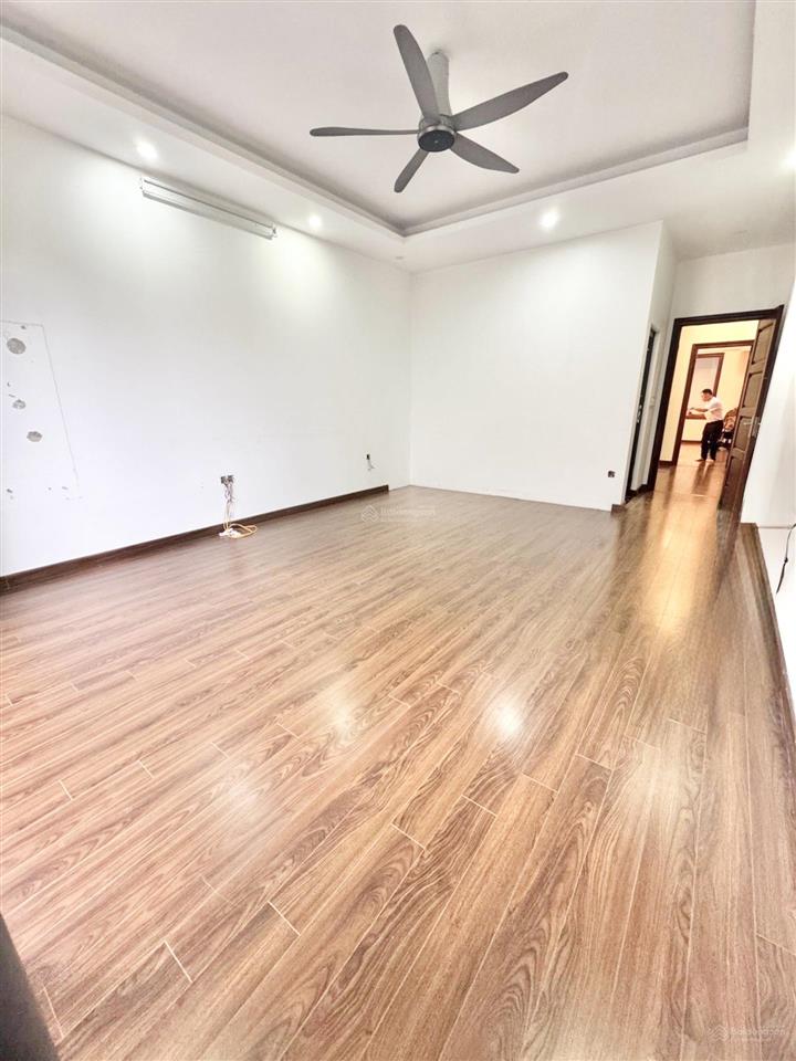 Nếu chỉ được chọn 1 yếu tố khi mua nhà vị trí, đường ô tô hay tiềm năng tăng giá? căn này có cả 3!