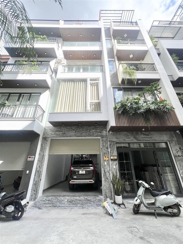 5 tầng dân xây thang máy gara ô tô tránh full nội thất công năng đầy đủ chủ tặng full nội thất