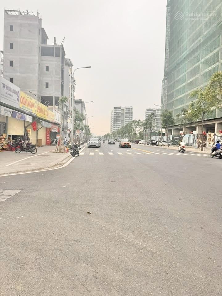 5.4 tỷ gara ô tô, 50m ra phố tầm tiền hiếm long biên! tặng nhà cấp 4 ở hoặc cho thuê thu nhập ngay