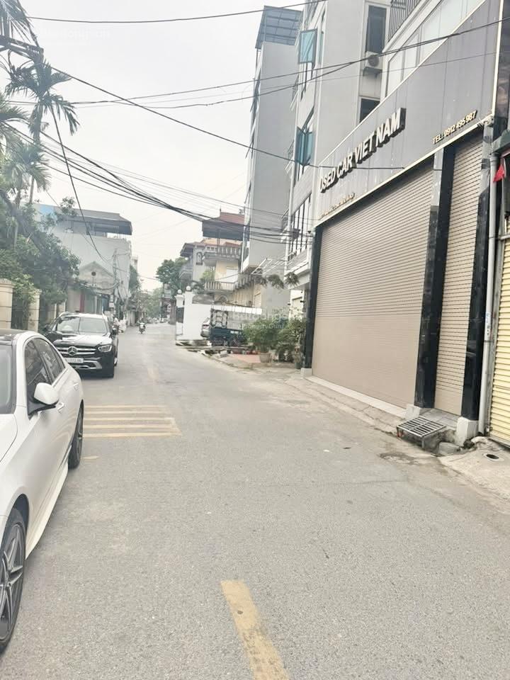 5.4 tỷ gara ô tô, 50m ra phố tầm tiền hiếm long biên! tặng nhà cấp 4 ở hoặc cho thuê thu nhập ngay