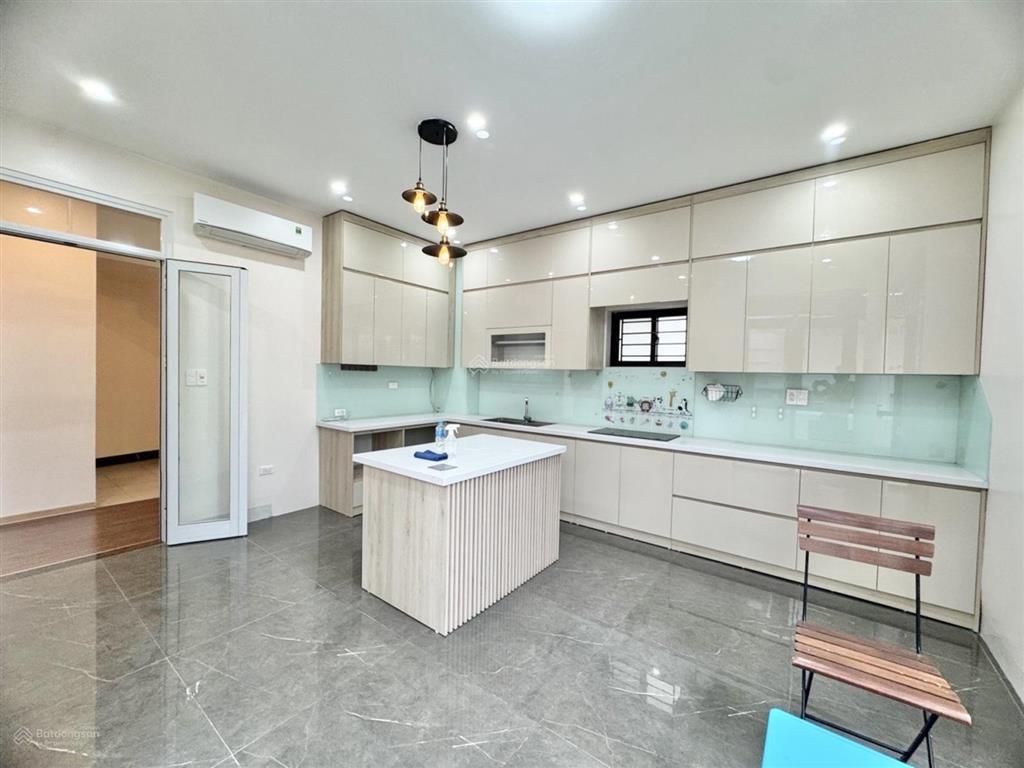 Bát khối 138m2 lô góc, mt 22,5m, gara 2 ô tô, giá 15 tỷ mặt tiền hiếm 22,5m, 2 mặt thoáng