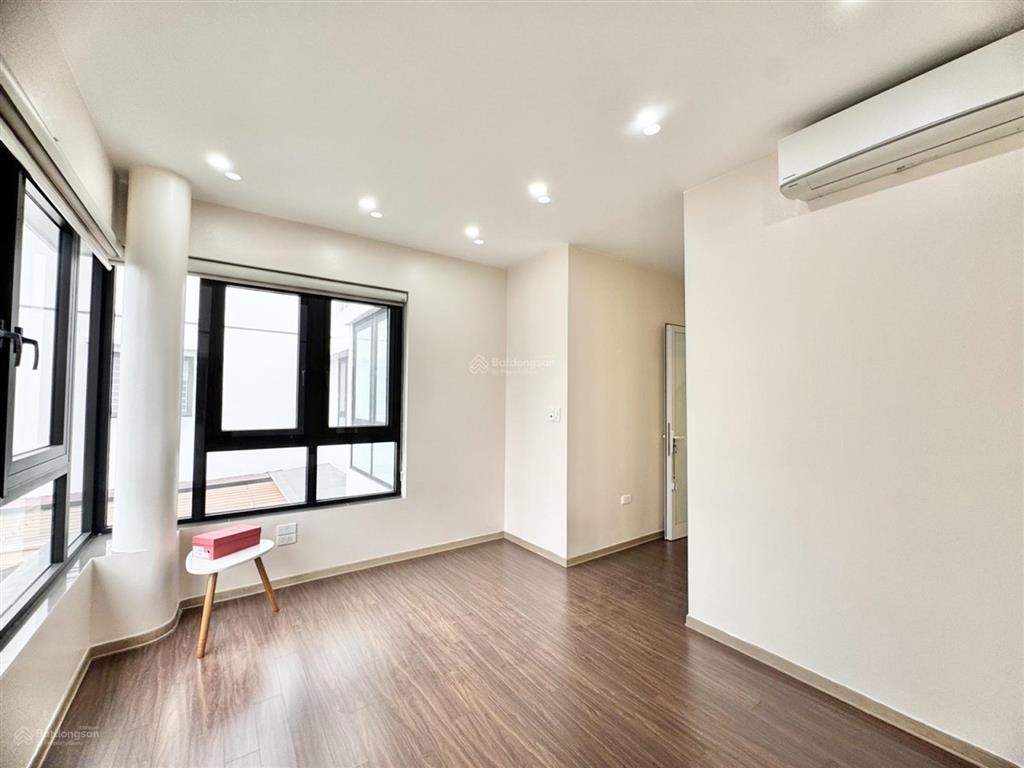 Bát khối 138m2 lô góc, mt 22,5m, gara 2 ô tô, giá 15 tỷ mặt tiền hiếm 22,5m, 2 mặt thoáng