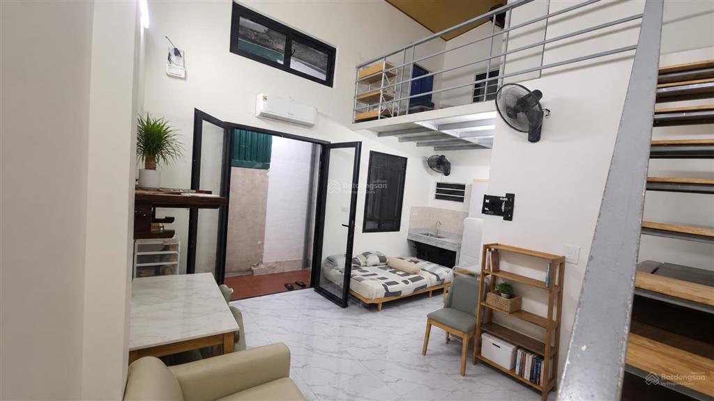 Chỉ 3,3 tỷ nhà mới đẹp, 2 phòng ngủ tại trung tâm đức giang  việt hưng long biên!
