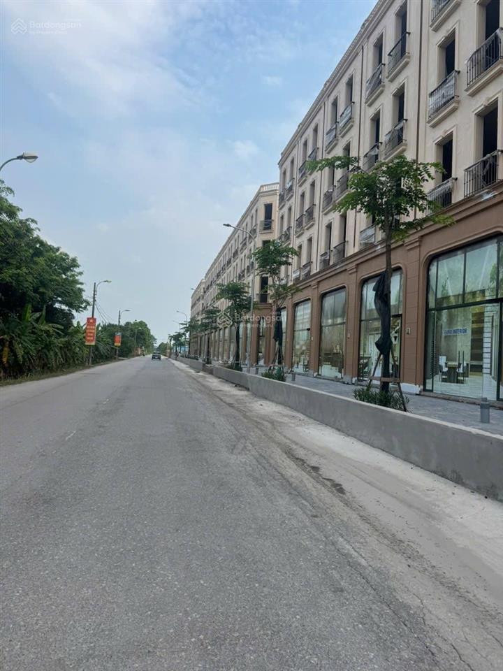 Nhỉnh 2 tỷ dương quang, dt 48m2, mt 5.9m, giáp kđt phú thị riverside, chợ sủi, kcn dương quang