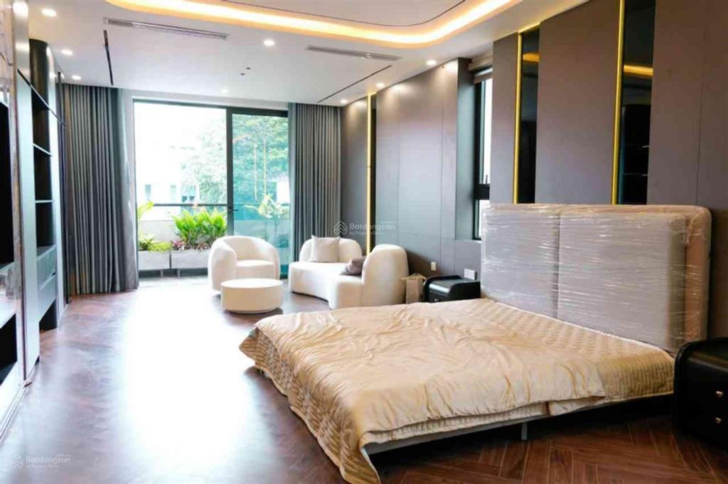 Nhà phố duplex cao cấp ngọc thụy, căn góc, đưa cả khu vườn lên cao, tận hưởng duplex sang trọng