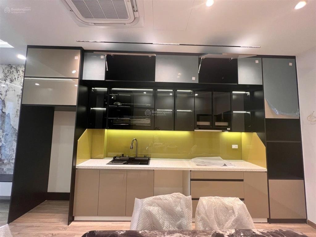 Tư đình, 7 tầng thang máy, gara, oto tránh, kinh doanh, aeon, sân golf, cầu vĩnh tuy, trần hưng đạo