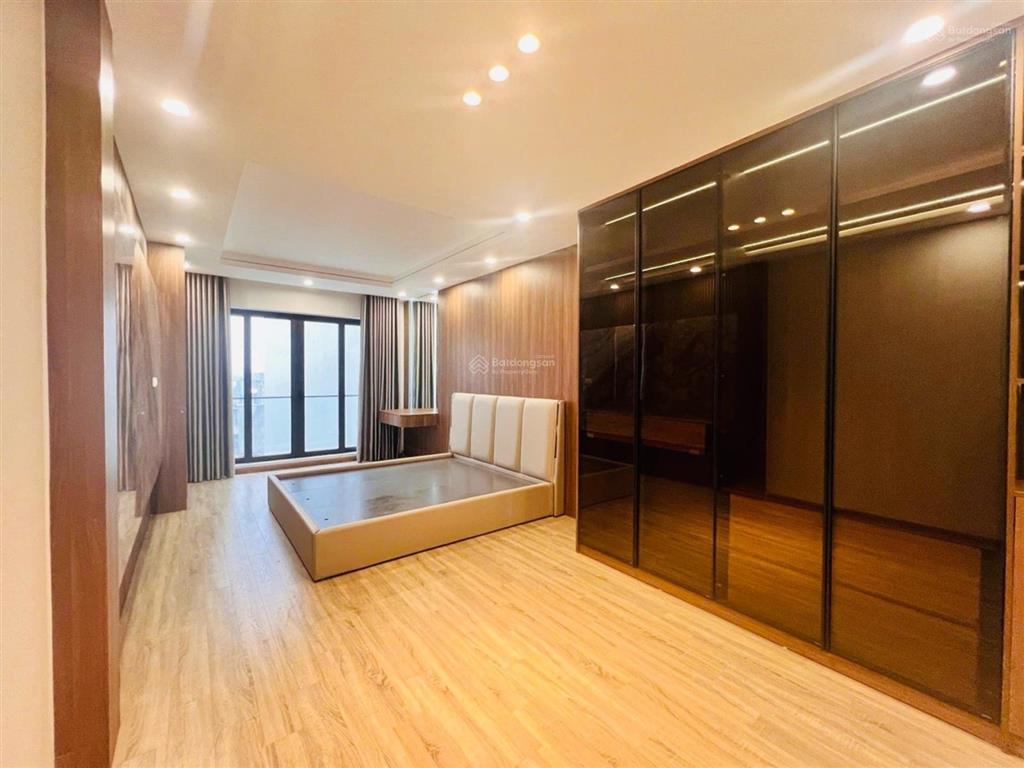Tư đình, 7 tầng thang máy, gara, oto tránh, kinh doanh, aeon, sân golf, cầu vĩnh tuy, trần hưng đạo