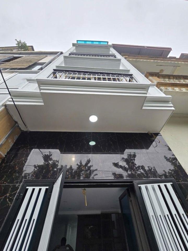 😍 CẦU GIẤY - LÔ GÓC - NHÀ ĐẸP - 5 TẦNG - 47M2 - SỔ VUÔNG - 11.5 TỶ
