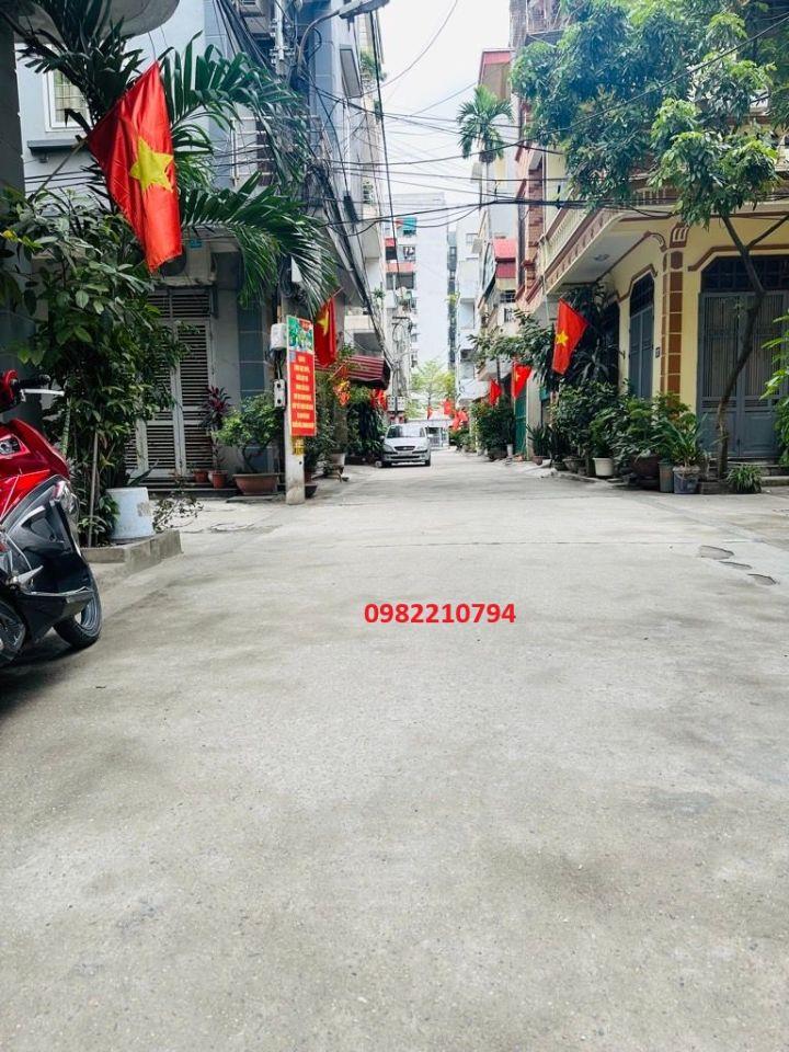 🚗 HOÀNG QUỐC VIỆT - PHÂN LÔ - Ô TÔ ĐỖ CỬA - 80M2 - 18 TỶ