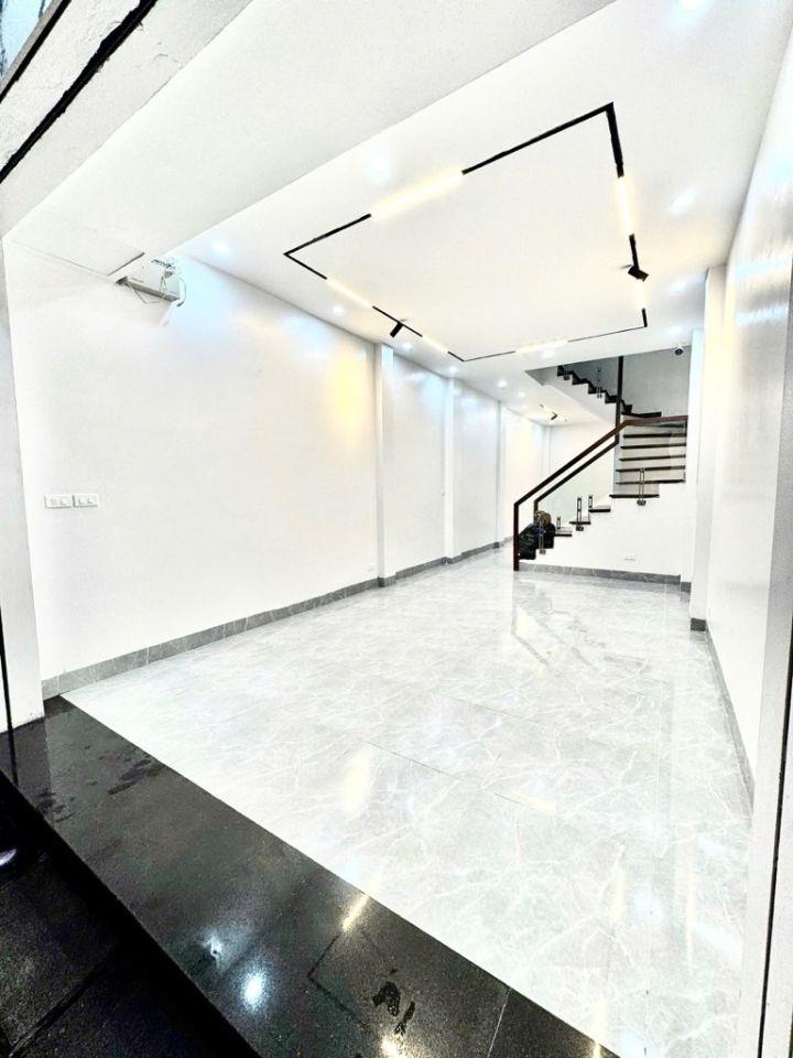 🚒 NGOẠI GIAO ĐOÀN - NHÀ DÂN XÂY - GARA Ô TÔ - 50M2 - NỞ HẬU - 13.5 TỶ