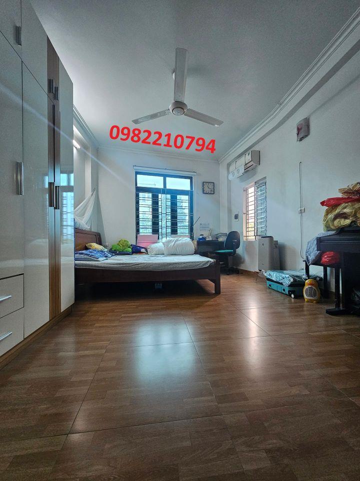 🚗 1' RA HOÀNG QUỐC VIỆT - 47M2 - 8.88 TỶ - Ô TÔ ĐỖ NGÀY ĐÊM CÁCH 2 NHÀ