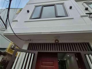 Bán nhà tứ hiệp, ngọc hồi 35m2 hơn 6 tỷ, 5 tầng 3 ngủ