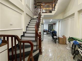 Bán nhà tứ hiệp 38m2 hơn 6 tỷ 5 tầng