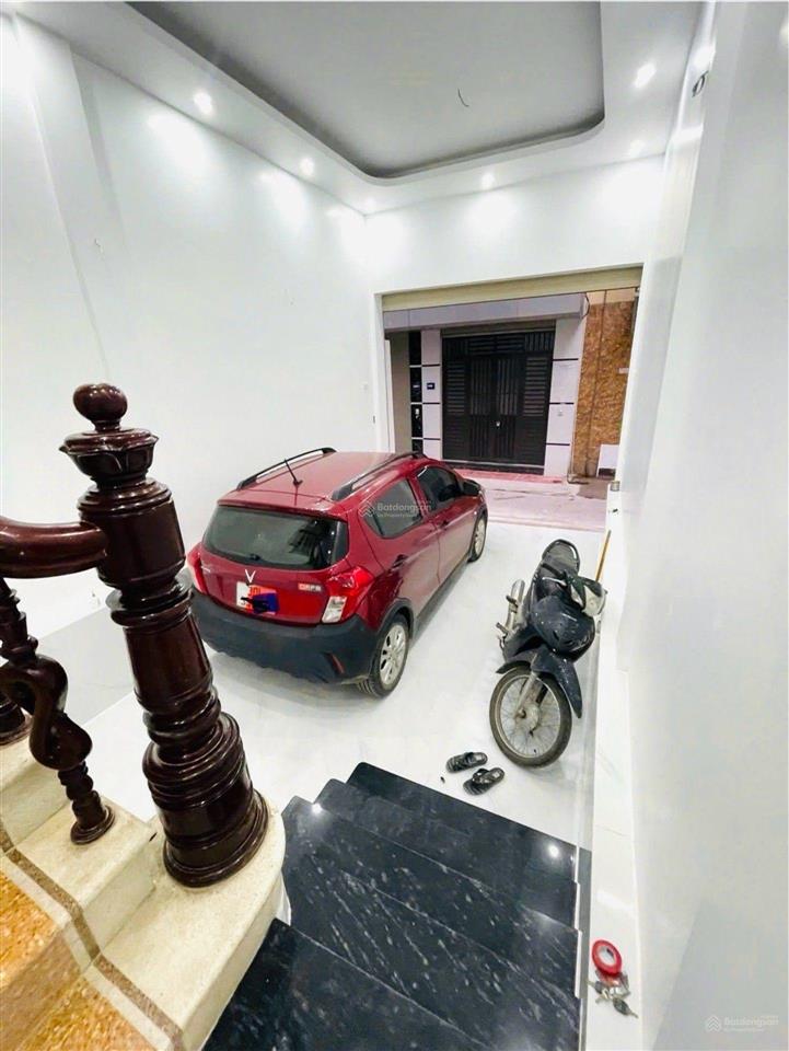 Bán nhà đền lừ 45m2 gara ô tô, ngõ thông kinh doanh 11 tỷ hơn